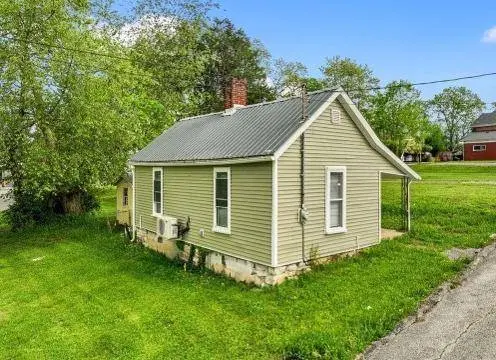 128 Fort Street, Harrodsburg, KY 40330