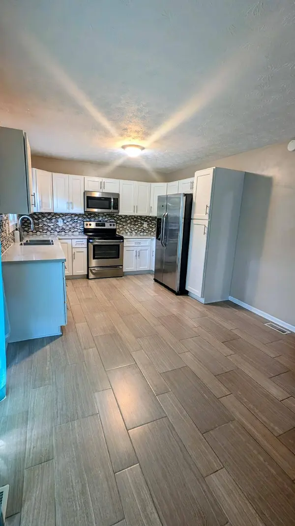 3540 Sundart Drive, Lexington, KY 40517