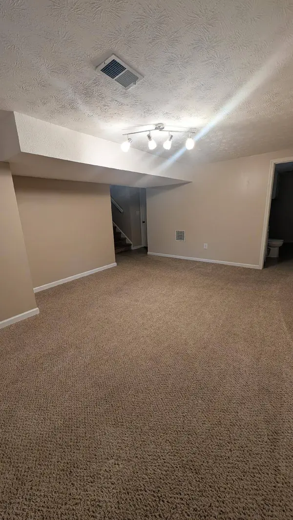 3540 Sundart Drive, Lexington, KY 40517