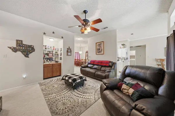 7600 Chapman Drive, North Richland Hills, TX 76182