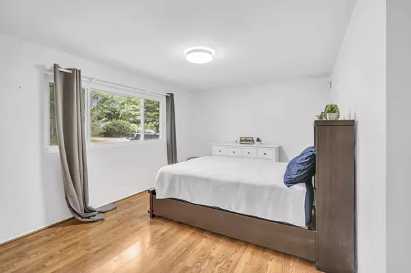 2480 Walce Drive, West Bloomfield, MI 48324