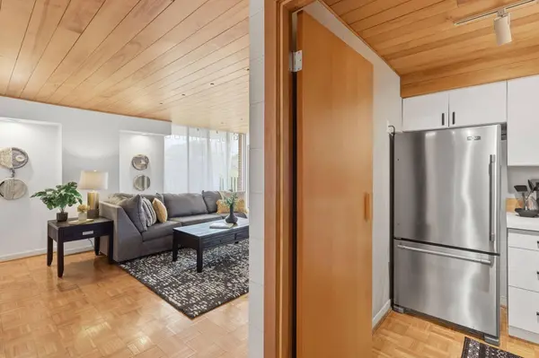 1050 Wall Street #5A, Ann Arbor, MI 48105