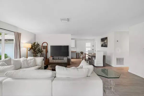 5238 Palm Ridge BLVD, Delray Beach, FL 33484