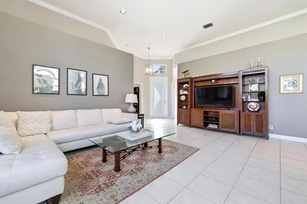 4252 NW 66TH LN, Boca Raton, FL 33496
