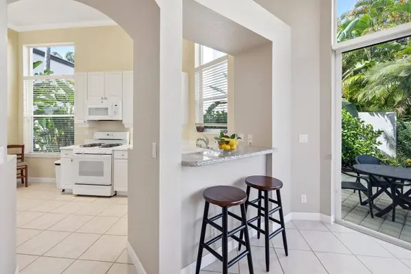 4252 NW 66TH LN, Boca Raton, FL 33496