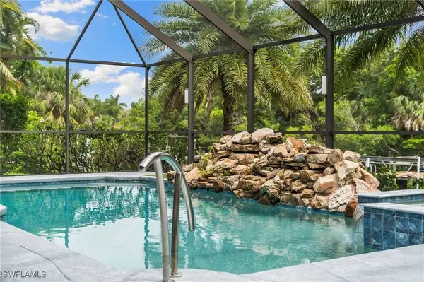 3998 Hidden Acres CIR S, North Fort Myers, FL 33903