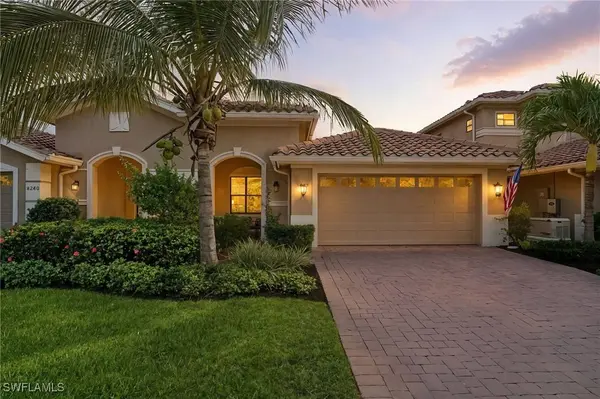 8230 Venetian Pointe DR, Fort Myers, FL 33908