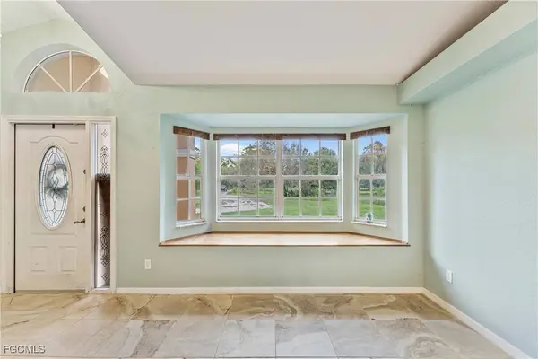 9100 Henderson Grade, North Fort Myers, FL 33917