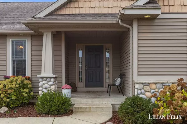 3518 Tearose Drive, Hudsonville, MI 49426