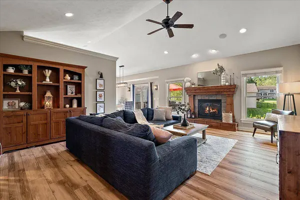 2678 Hawthorne Court, Jenison, MI 49428