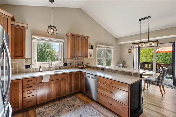 2678 Hawthorne Court, Jenison, MI 49428