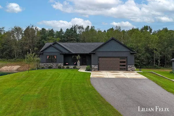 2611 Adams Street, Hudsonville, MI 49426