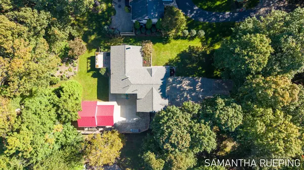 1571 Waukazoo Drive, Holland, MI 49424