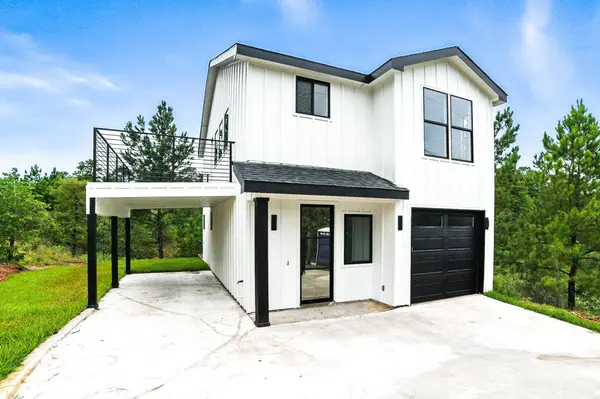 106 Haleakala DR, Bastrop, TX 78602