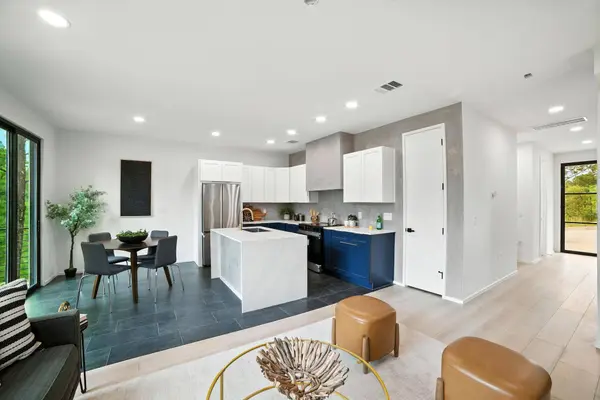 106 Haleakala DR, Bastrop, TX 78602