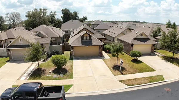 112 Trailstone DR, Bastrop, TX 78602
