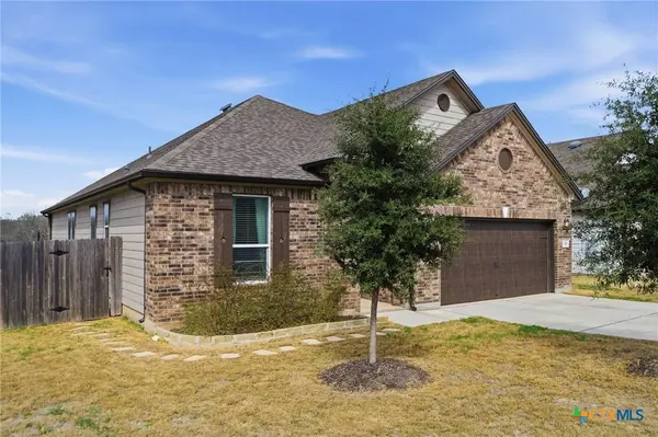 312 Linden ST, Bastrop, TX 78602