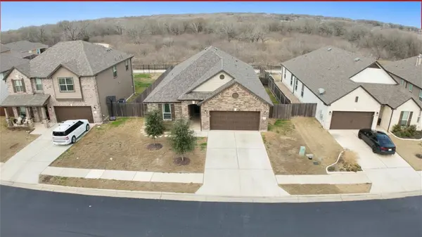 312 Linden ST, Bastrop, TX 78602
