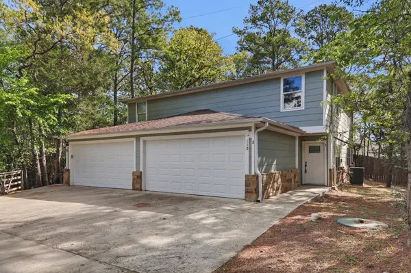 119 N Kanaio DR, Bastrop, TX 78602