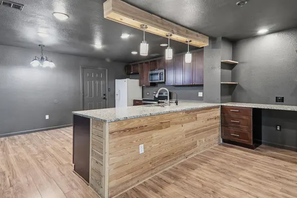 119 N Kanaio DR, Bastrop, TX 78602
