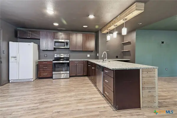 119 N Kanaio DR #B, Bastrop, TX 78602