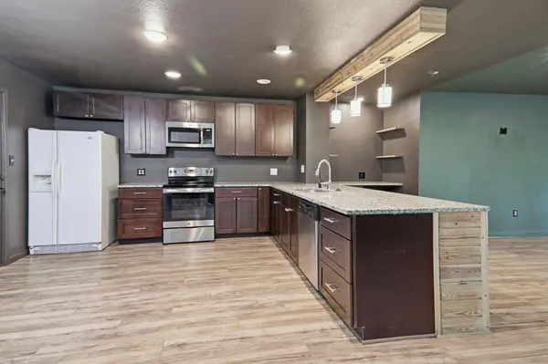 119 N Kanaio DR #B, Bastrop, TX 78602