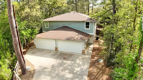 119 N Kanaio DR #B, Bastrop, TX 78602
