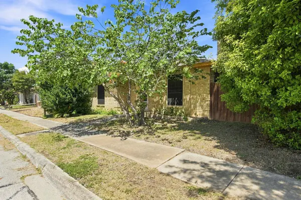 141 Meadowland, Universal City, TX 78148