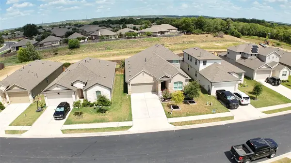 111 Rainmaker CV, Bastrop, TX 78602