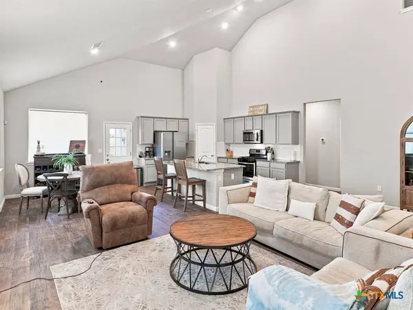 111 Rainmaker CV, Bastrop, TX 78602