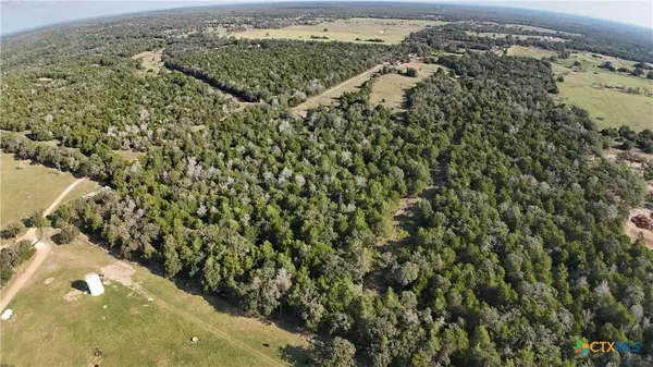 000 Charles Burnes LN, Rosanky, TX 78602
