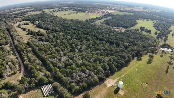 000 Charles Burnes LN, Rosanky, TX 78602