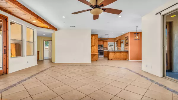 56948 Plaza Del Amigo, Yucca Valley, CA 92284