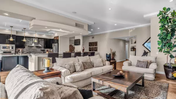 38312 Zinnia LN E, Palm Desert, CA 92211