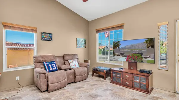 31474 Via Ventana, Thousand Palms, CA 92276