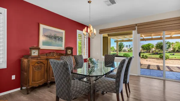 39318 Gleneagles CIR, Palm Desert, CA 92211