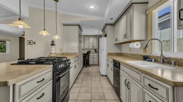 39911 Palm Greens Pkwy