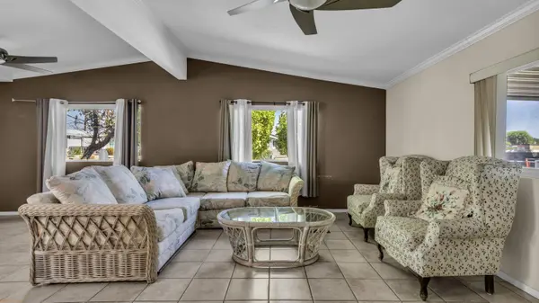 39911 Palm Greens Pkwy, Palm Desert, CA 92260