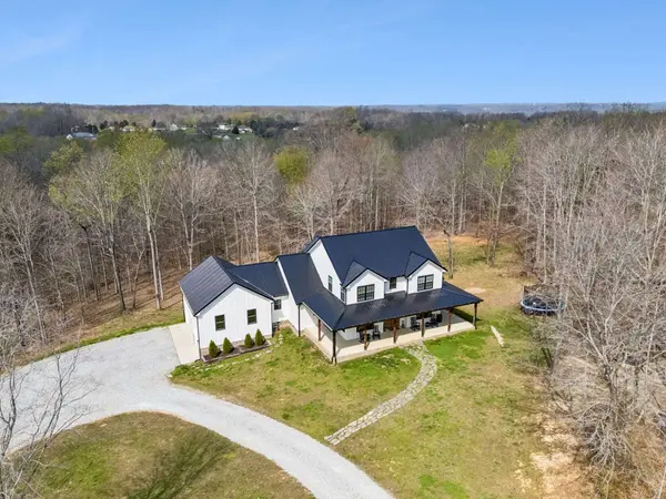 581 Belmont Rd, Clarksville, TN 37040