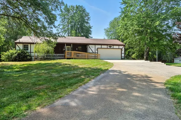 15674 New Holland Street, Holland, MI 49424