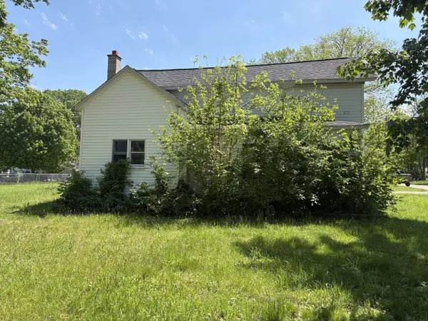 213 Clinton Street, Dowagiac, MI 49047