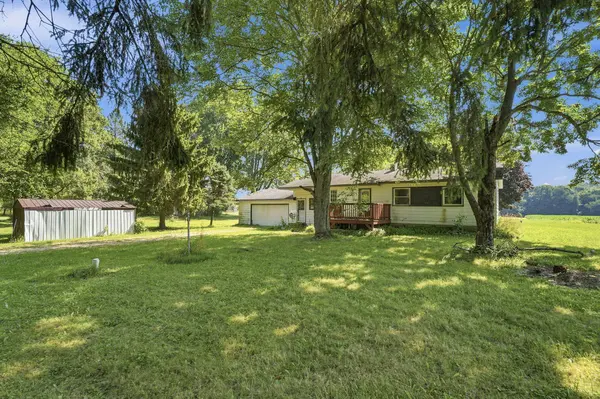 58989 48th Street, Lawrence, MI 49064