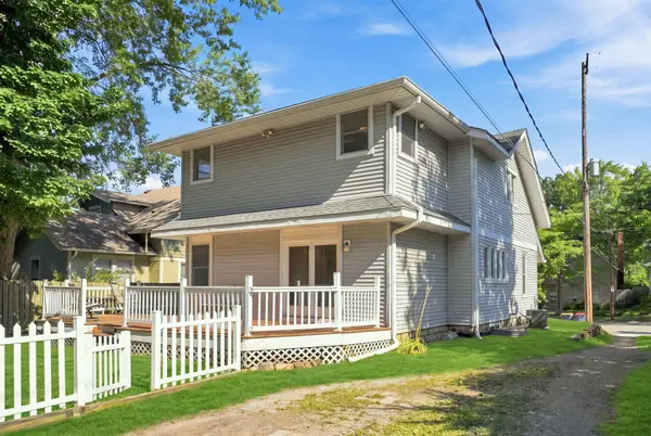 516 Curtis NE Street, Grand Rapids, MI 49505