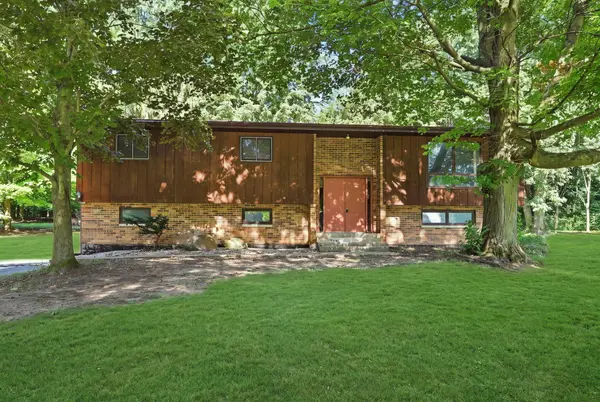 6336 Sycamore, Coloma, MI 49038