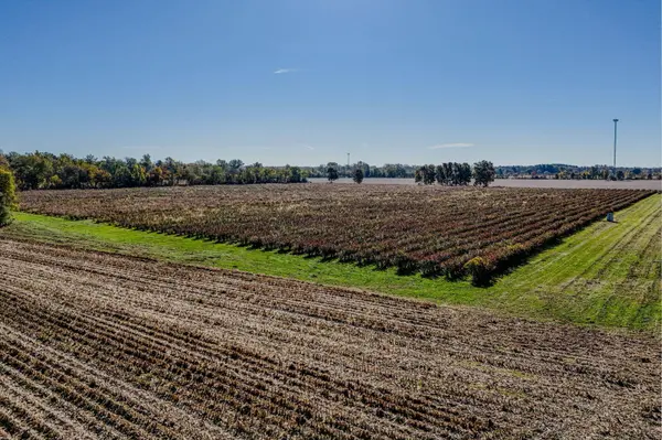 Olds Avenue, Hartford, MI 49057