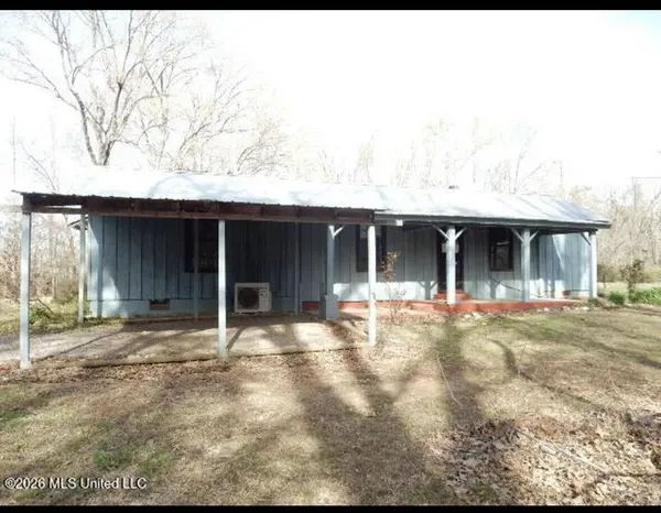 145 CR 511, Como, MS 38619