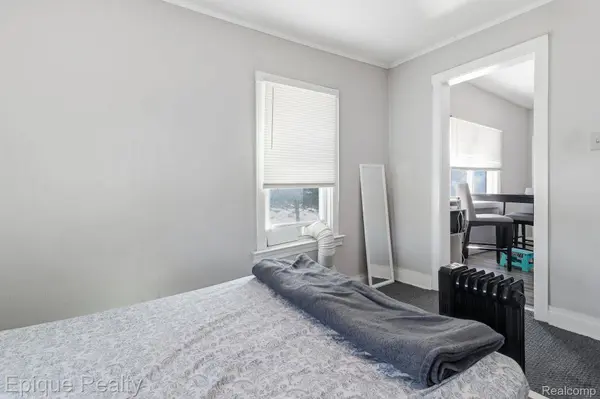 48 Augusta AVE, Pontiac, MI 48341