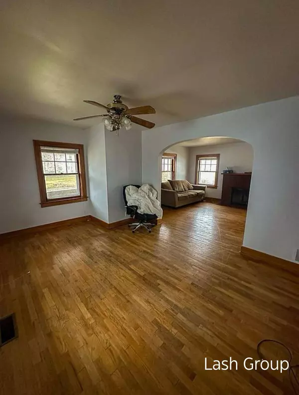 110 Wenzel Avenue, Sturgis, MI 49091