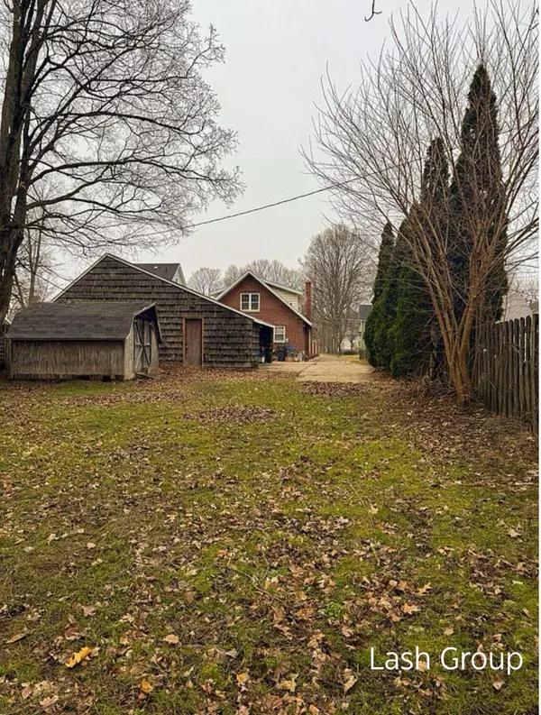 110 Wenzel Avenue, Sturgis, MI 49091