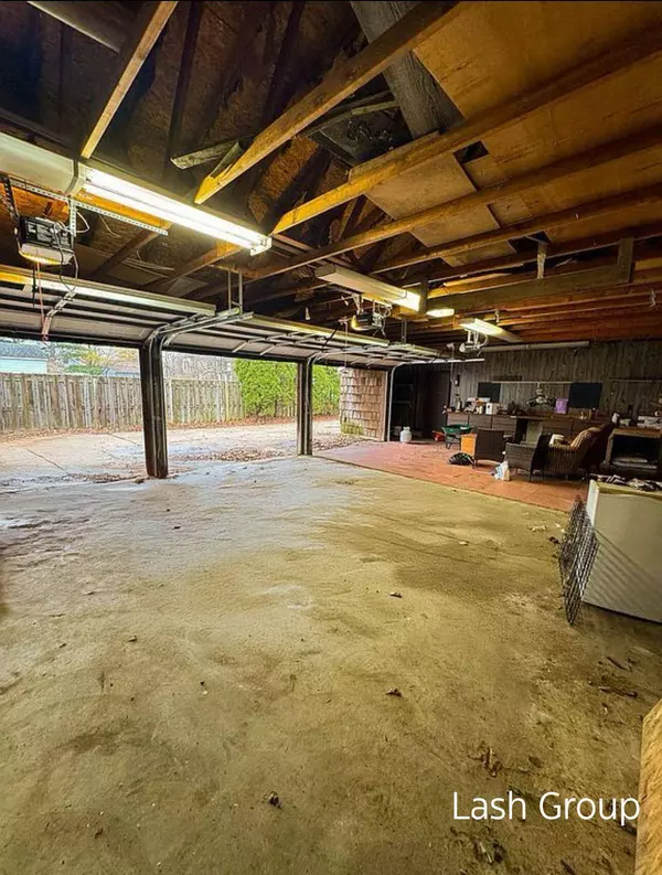 110 Wenzel Avenue, Sturgis, MI 49091